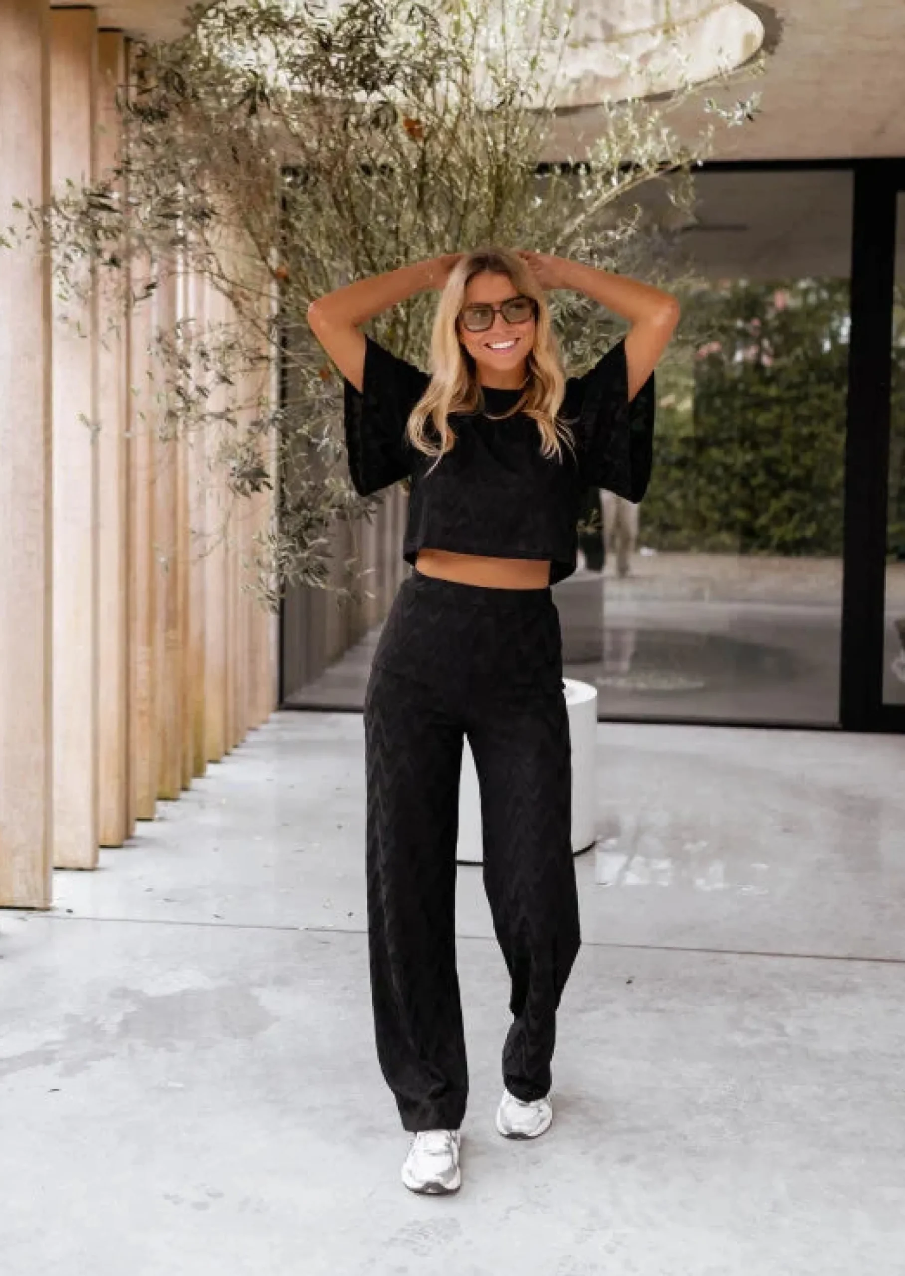 Best Sale Blouse Axella noire - CREATION | Blouse noire brodée | Prêt-à-porter en ligne | Easy Clothes Femme Chemisiers & Blouses