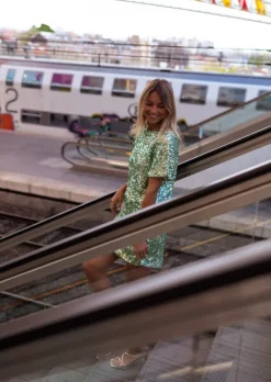 Cheap Blouse Belita verte à paillettes | Blouse dos ouvert | Prêt-à-porter en ligneEasy Clothes Femme Chemisiers & Blouses