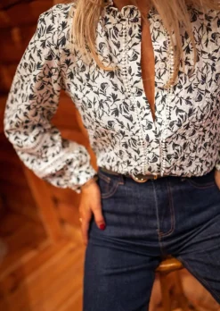 Outlet Blouse Ecrue & Bleue - Davin - MotifsEasy Clothes Femme Chemisiers & Blouses