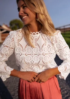 Cheap Blouse Marissa - Broderie - Manches 3/4 - Col MontantEasy Clothes Femme Chemisiers & Blouses