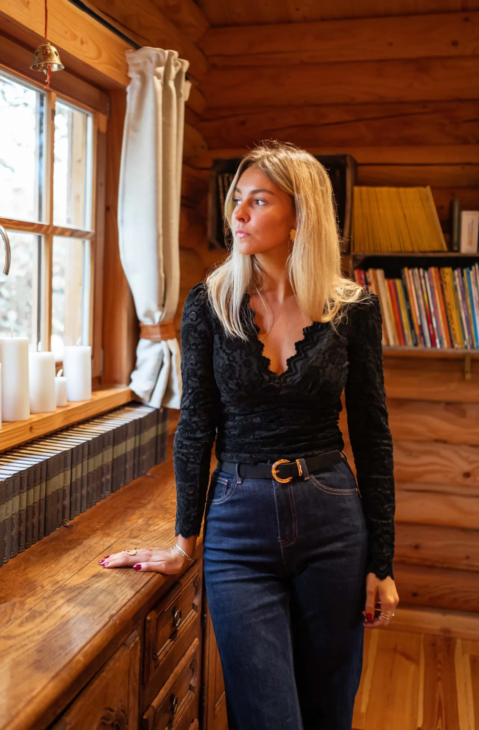 Discount Blouse Noire - Leslie - Dentelle - Col VEasy Clothes Femme Chemisiers & Blouses