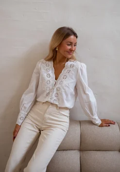 Cheap Blouse Ruby - Écrue à Broderie - IntemporelEasy Clothes Femme Chemisiers & Blouses