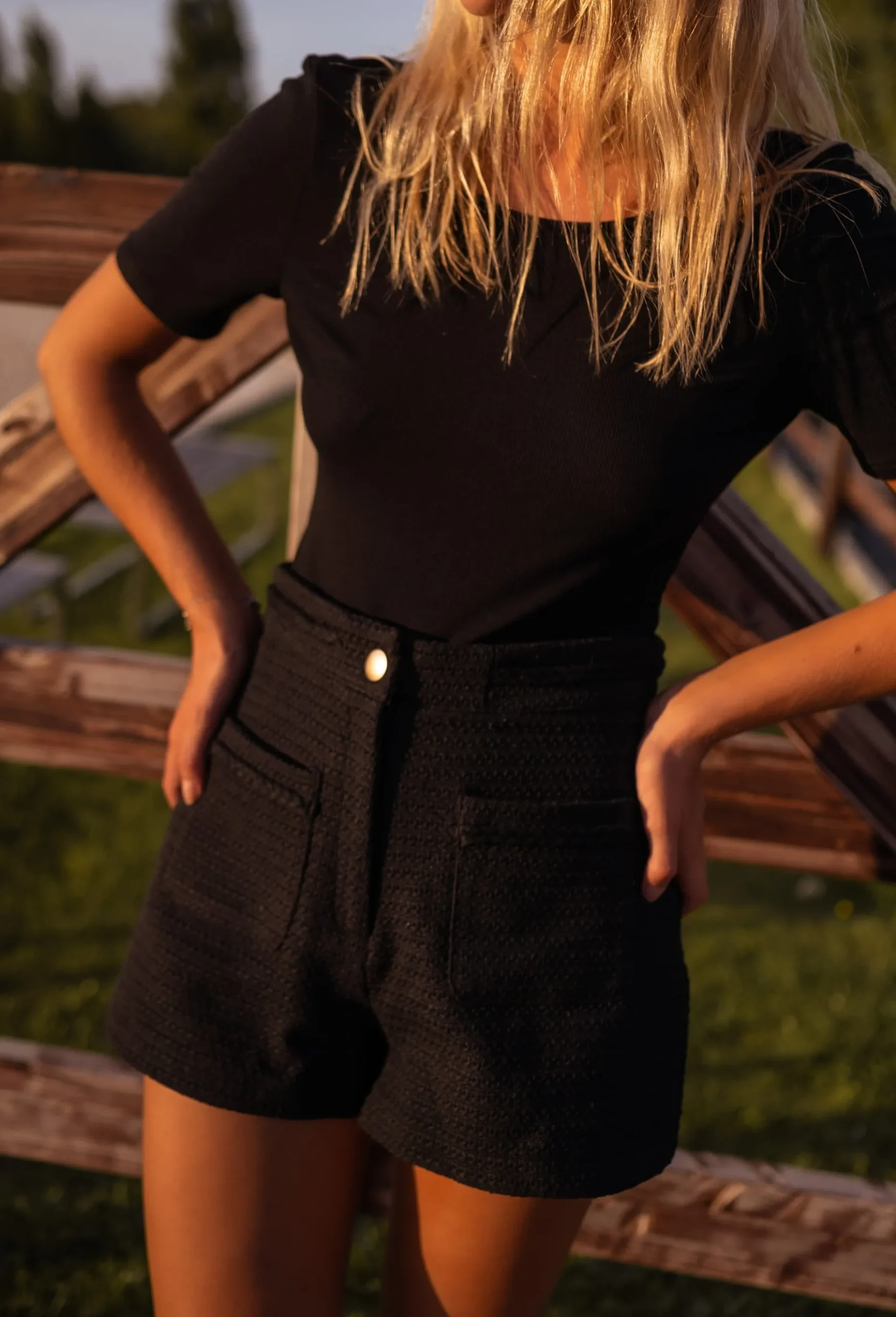 Outlet Body Klaus Noir - Col Rond - Décolleté BrodéEasy Clothes Femme Body & Lingerie