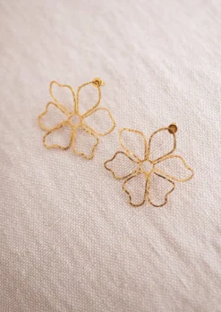 Cheap Boucles d’Oreilles Dorées - Freja - Avec FleursEasy Clothes Boucles d'oreilles