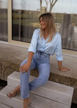 Best Chemise Britte bleu clair | Chemise fluide satinée | Prêt-à-porter en ligne | Easy Clothes Femme Chemisiers & Blouses