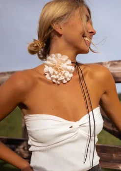 Clearance Collier Jovana - Fleur Écrue - Corde NoireEasy Clothes Colliers
