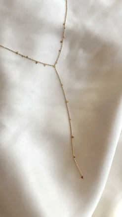 Fashion Collier Tiffen doré | Collier en décolleté | Prêt-à-porter en ligne | Easy Clothes Colliers