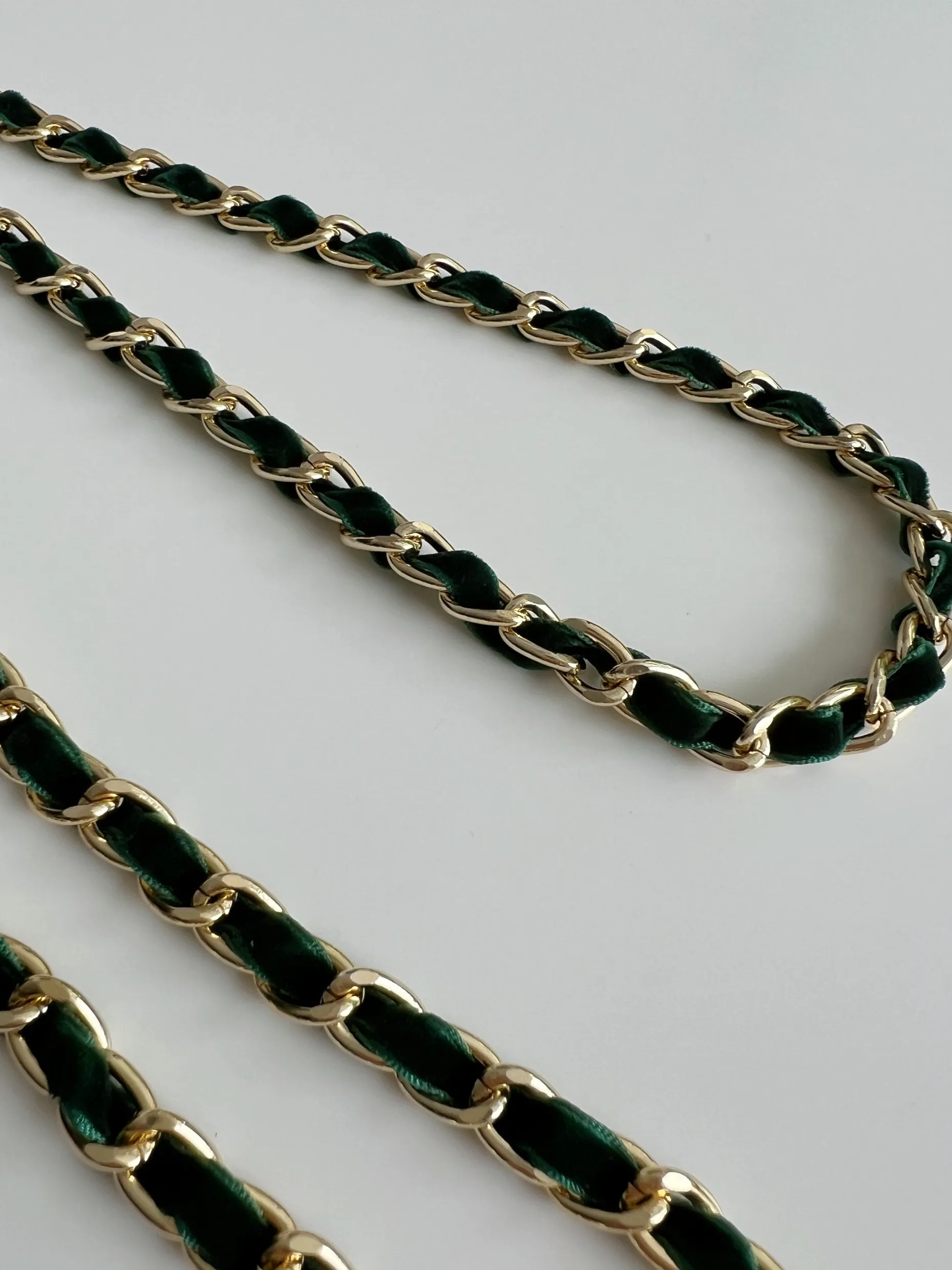 Shop Cordon de téléphone Orla - vertEasy Clothes Accessoires Téléphone