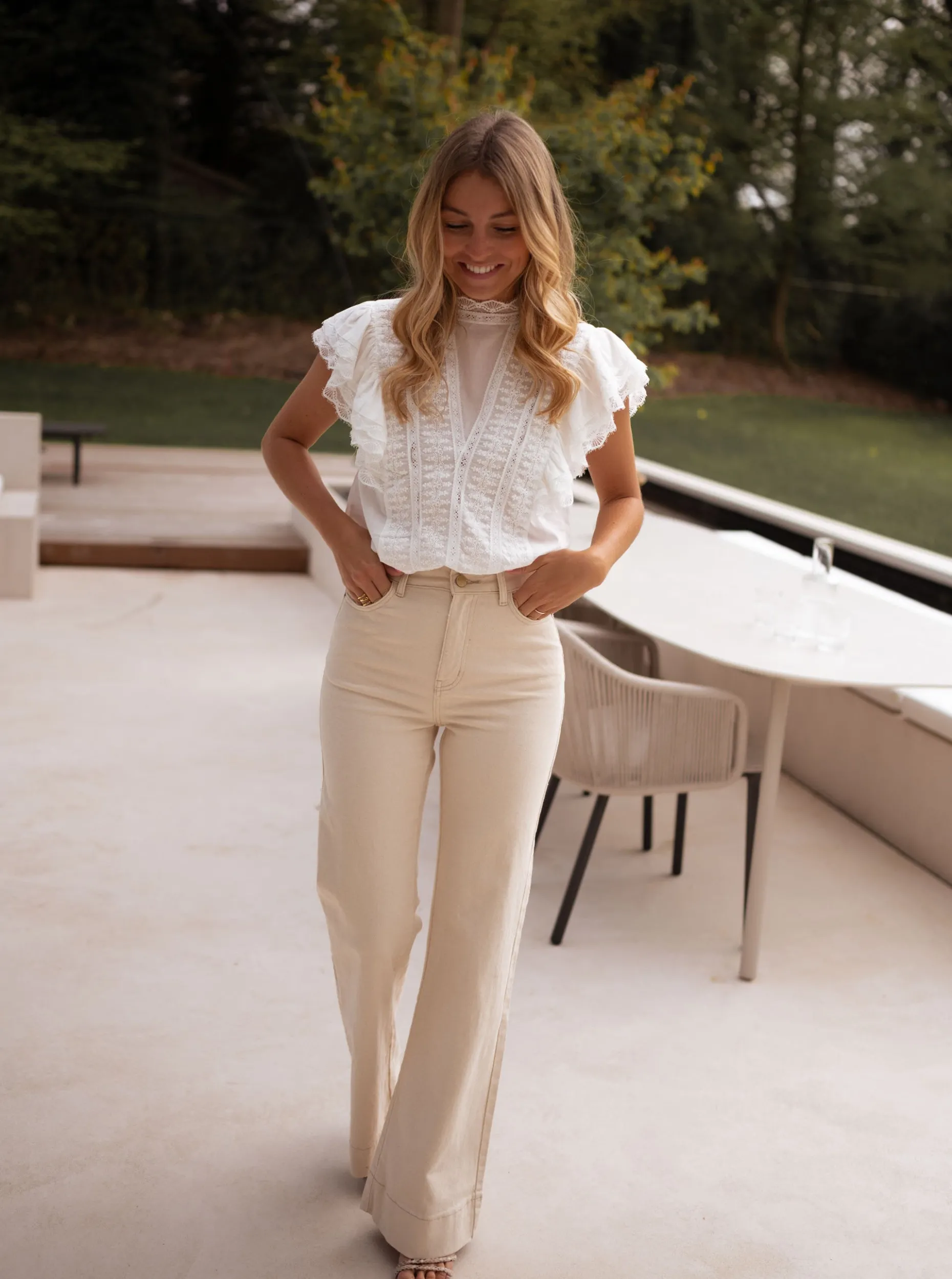 Hot Jeans Eugenie - beigeEasy Clothes Femme Jeans