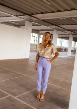 Outlet Pantalon Bila lilas | Pantalon carotte lilas | Prêt-à-porter en ligne | Easy Clothes Femme Pantalons