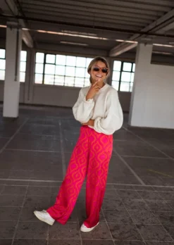 Online Pantalon Thaly rose avec motifs oranges | Pantalon satiné fluide | Prêt-à-porter en ligne | Easy Clothes Femme Pantalons