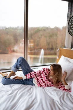 Sale Pull Swan - À coeurs roses et rougesEasy Clothes Femme Pulls & Gilets