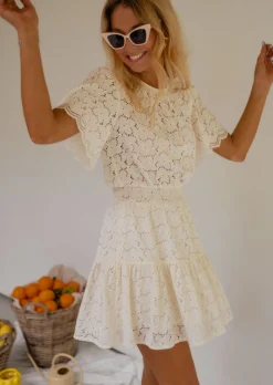 Outlet Robe Almane écrue | Robe courte en dentelle | Prêt-à-porter en ligne | Easy Clothes Femme Robes