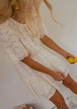 Outlet Robe Almane écrue | Robe courte en dentelle | Prêt-à-porter en ligne | Easy Clothes Femme Robes