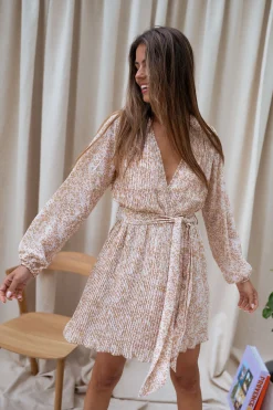 Shop Robe Lisa - beige à motifsEasy Clothes Femme Robes