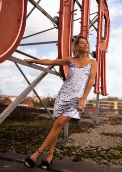 Cheap Robe Sparkle à paillettes argentées | Robe à sequins | Prêt-à-porter en ligne | Easy Clothes Femme Robes
