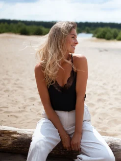 Best Sale Top Ryles - noirEasy Clothes Femme Tops & T-shirts