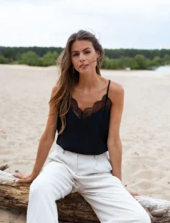 Best Sale Top Ryles - noirEasy Clothes Femme Tops & T-shirts