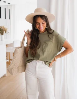 Shop T-shirt Léone - kakiEasy Clothes Femme Tops & T-shirts